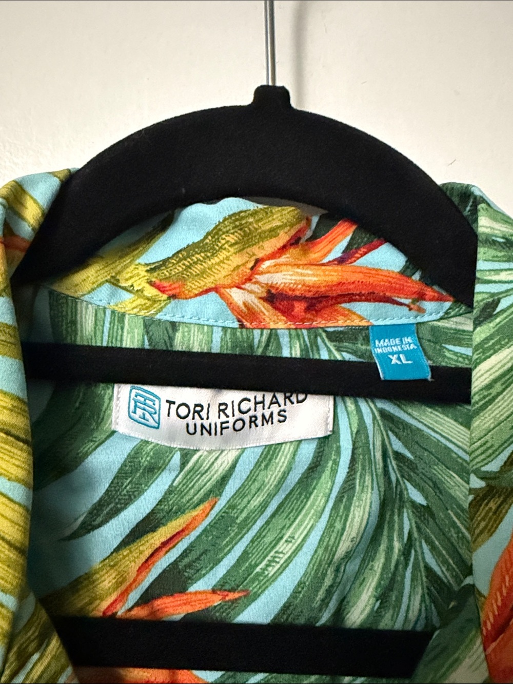 Tori Richard Uniforms Tropical Leaf & Orange Bird-of-Paradise Aloha Shirt - XL - Picture 2 of 9